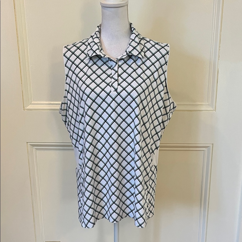 Lady Hagen Black and White Checkered Sleeveless Top